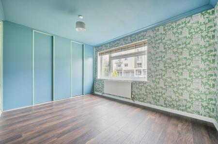 1416646-7-6995a72...