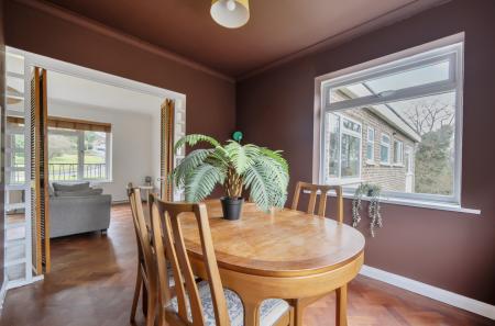 1416646-11-6995a8...