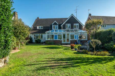 1353792-22-68ce90...