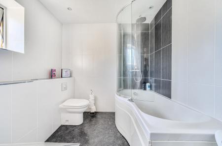 1353792-18-68ce90...