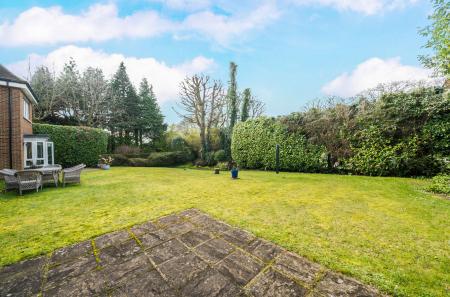 21-69a8453fb35ce-...