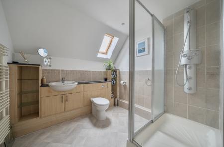 1421813-4-69a6cf4...