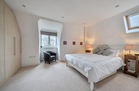 1421813-3-69a6cf3...