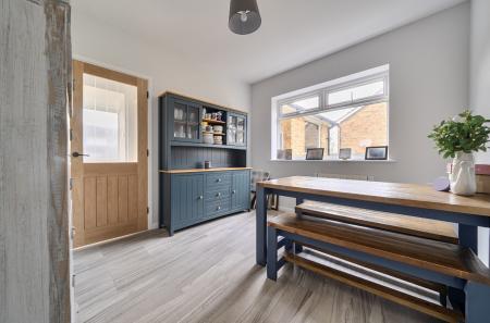 1421022-13-69a709...