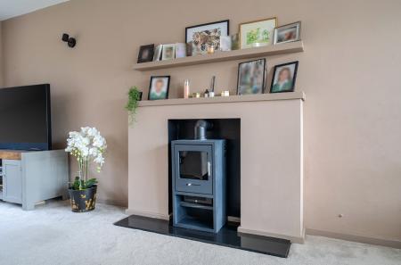 1421022-8-69a7090...