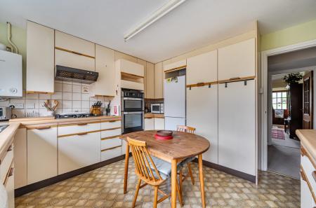 1422789-17-69aaf9...