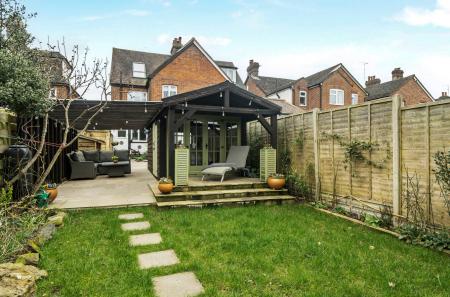 1422000-5-69aaae9...