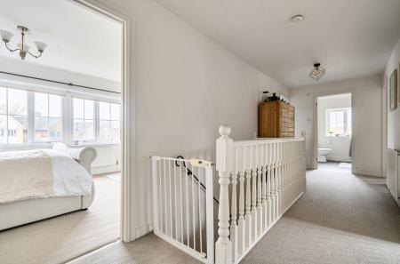 1421995-5-69aae2d...