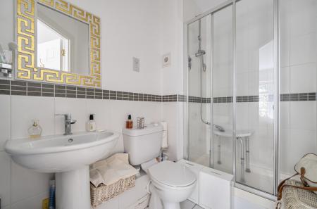 1422409-15-69b03b...