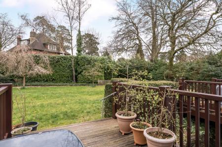 1422409-3-69b038f...