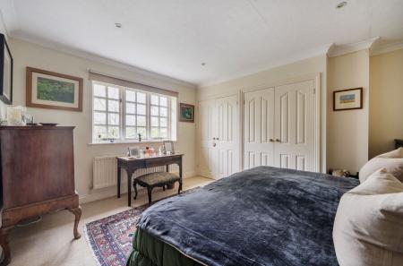 1422206-17-69aeb2...