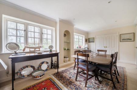 1422206-11-69aeac...