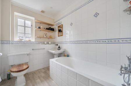 1422206-15-69aeb0...