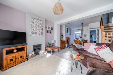 1429241-14-69baea...