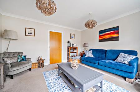 1425250-17-69b823...