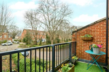 1425250-16-69b823...