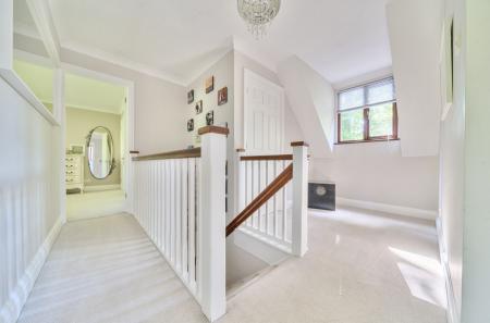 1343001-8-68ac171...