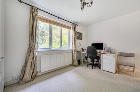 1347022-16-68c44a...