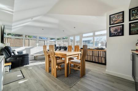 1415015-21-6992f0...