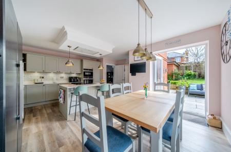 1438959-46-69df7b...