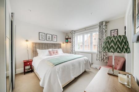 1438959-13-69d7ea...