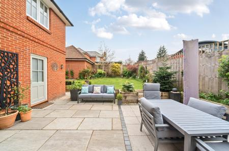 1438959-34-69d7eb...