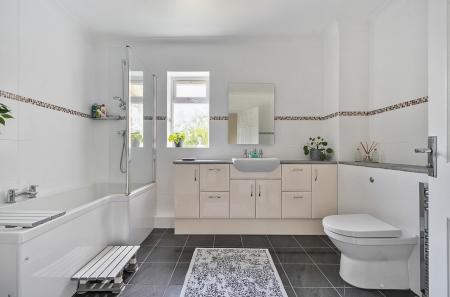 1328474-17-688271...