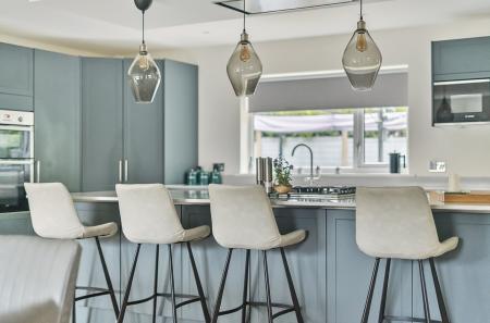 1328474-24-688271...