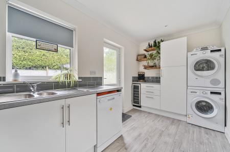 1328474-21-688271...