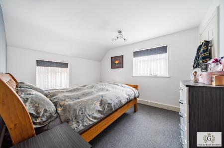 Victoria Road for sale by Guildcrest Estates - mas