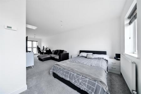 3 bedroom house for sale in Saxon Square Ramsgate