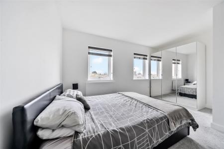 3 bedroom house for sale in Saxon Square Ramsgate