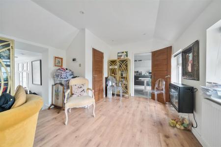 1 Bedroom Flat for sale in Westgate by Guildcrest