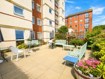 dickens court garden.png