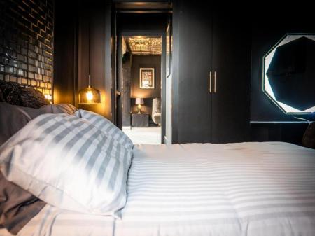 Sea Lounge Guest 6.jpg
