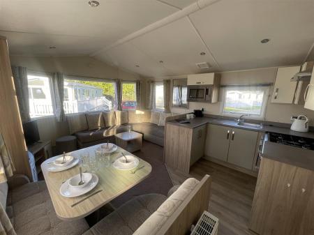 2 Bedroom Static Home for Sale in Monkton By Guild