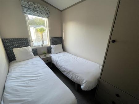 3 Bedroom Static Home For Sale By Guildcrest Estat