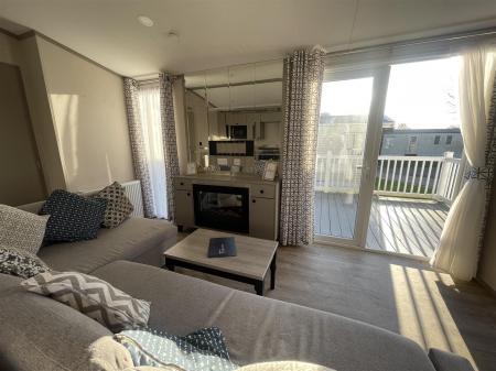 3 Bedroom Static Home For Sale By Guildcrest Estat