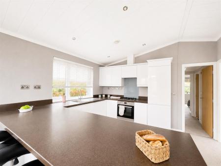 WB - kitchen 2.jpeg