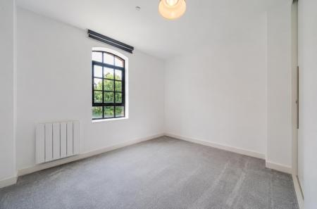 Bedroom without furniture.png