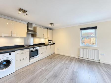 Open Plan Living / Dining Area