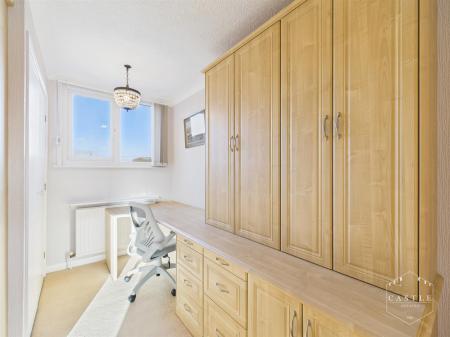 FIRST FLOOR STUDY LANDING