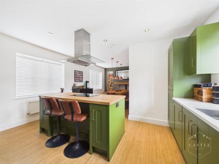DINING KITCHEN