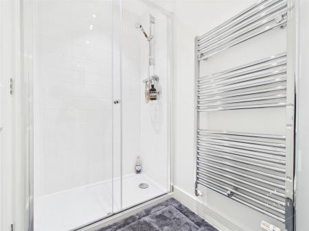 ENSUITE SHOWER ROOM