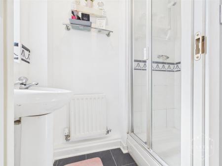 ENSUITE SHOWER ROOM
