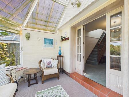 SUN ROOM