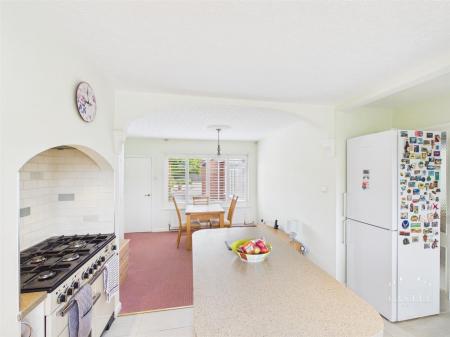 BREAKFAST KITCHEN