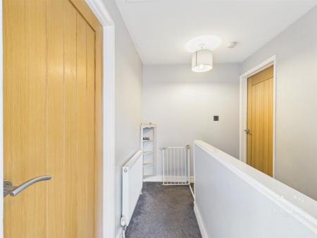 FIRST FLOOR LANDING