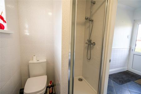 Utility/Shower Room