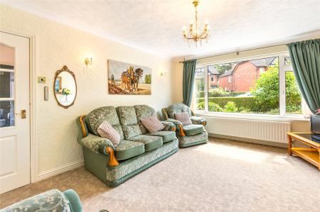 Living Room (2)